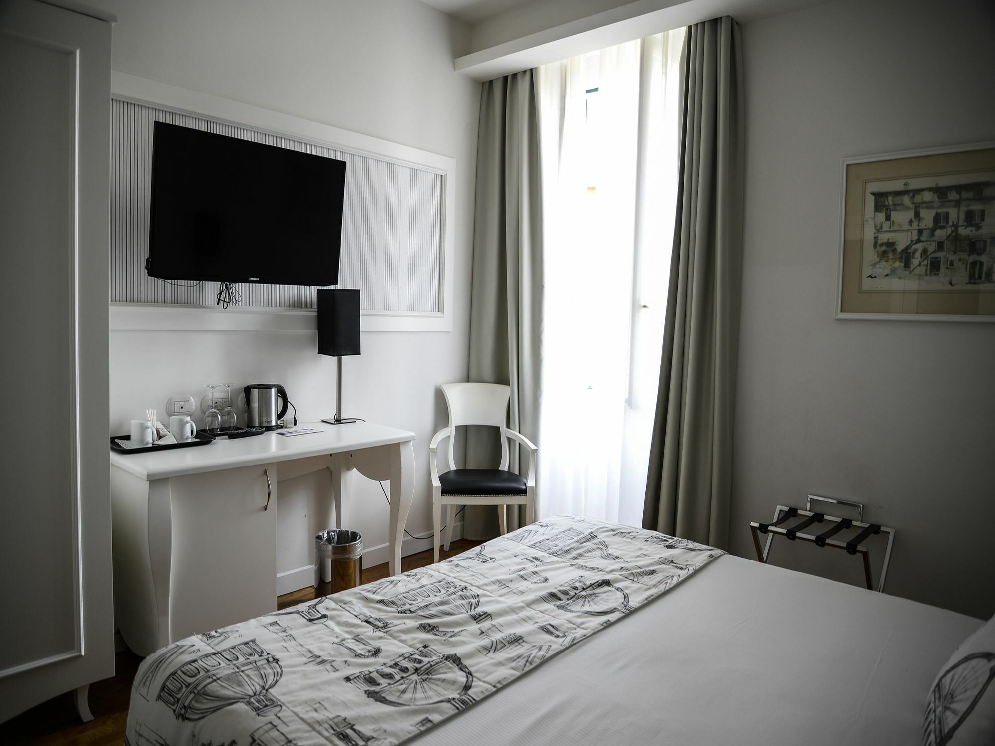 At Forty-one Hotel Roma